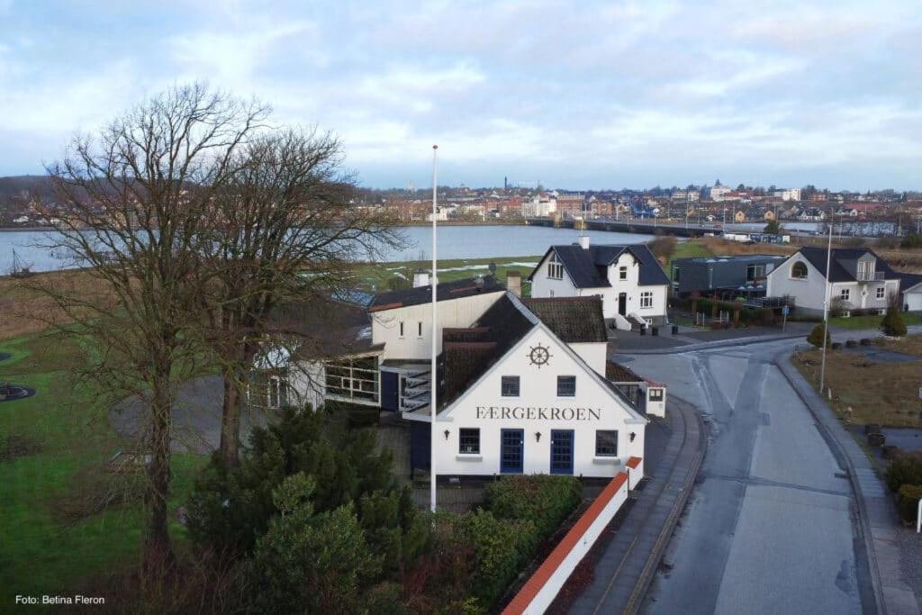 Faergekroen Hadsund ภายนอก รูปภาพ